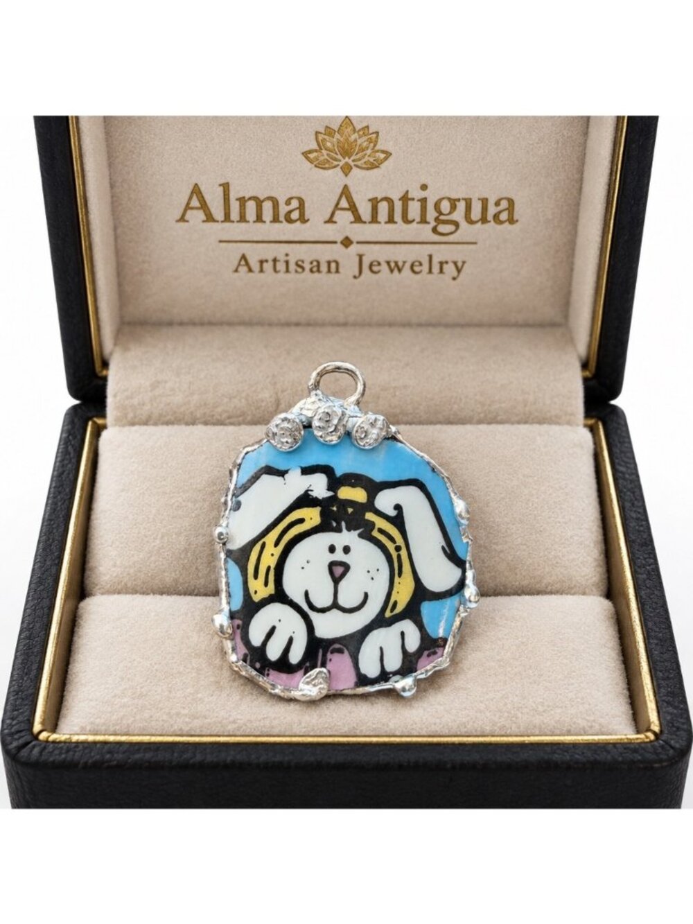 Vintage Royal Norfolk Easter Bunny Broken China Pendant Necklace